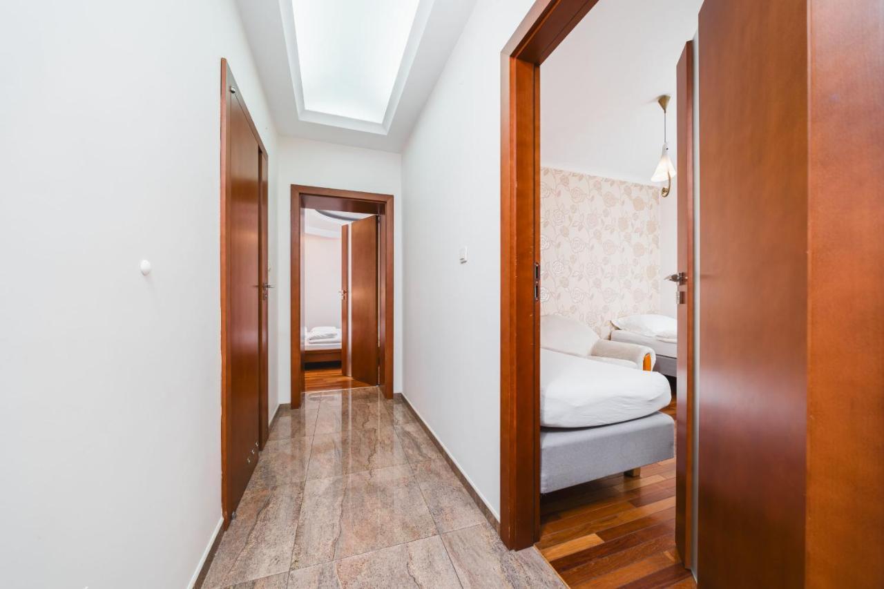 Apartament W Centrum Krakowa Na Ulicy Dlugiej Exterior foto
